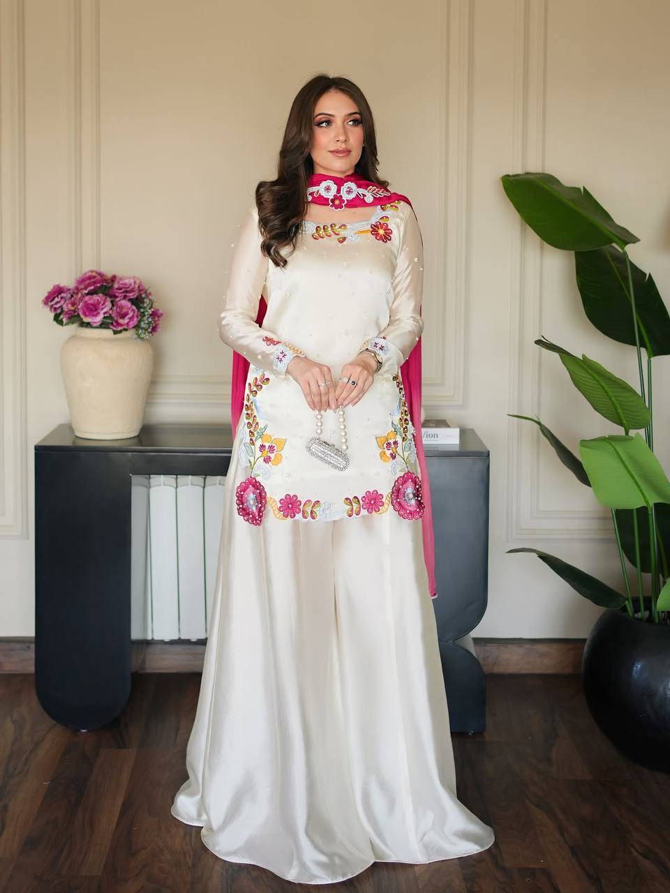Neo-Classic Ivory Appliqué Set